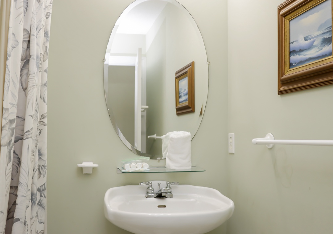 Full Bathroom
