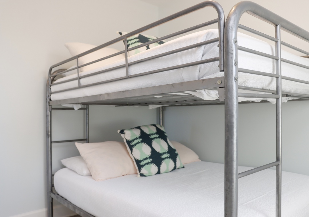 Bedroom 4 - Bunk Room