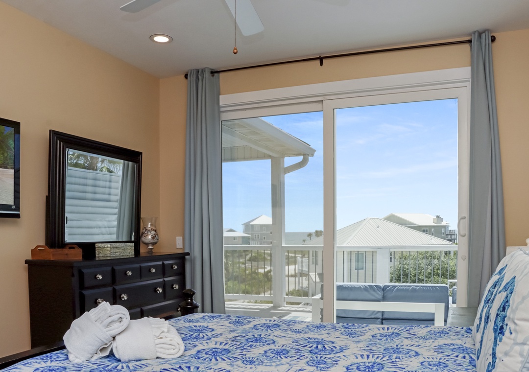 Bedroom 3 - Beach View