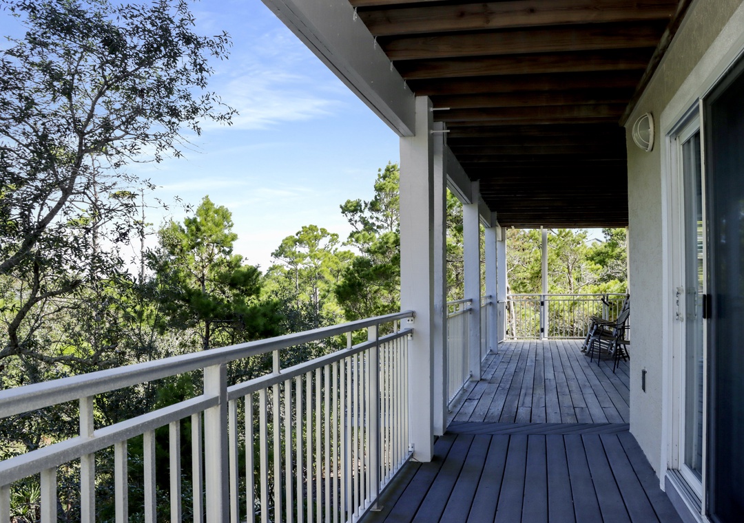 First Floor Bay Front Deck