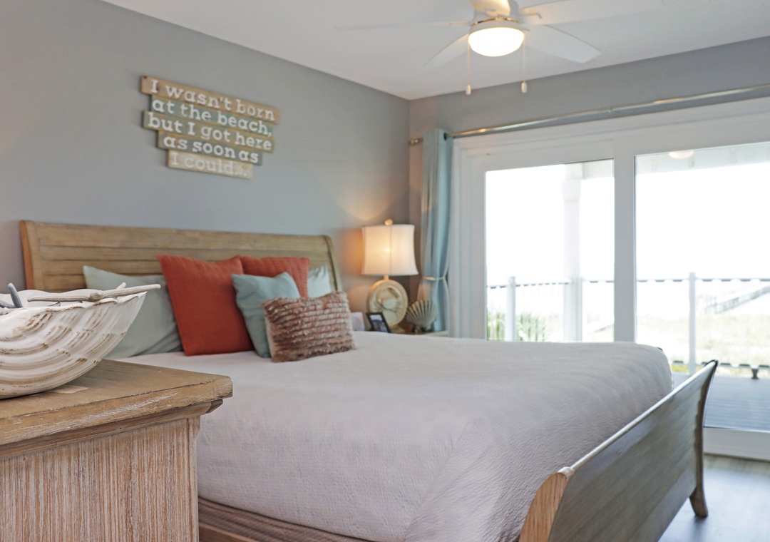 Bedroom 1 - Beach Front Bedroom