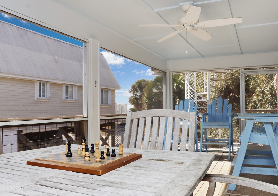 Beach View Screened Deck