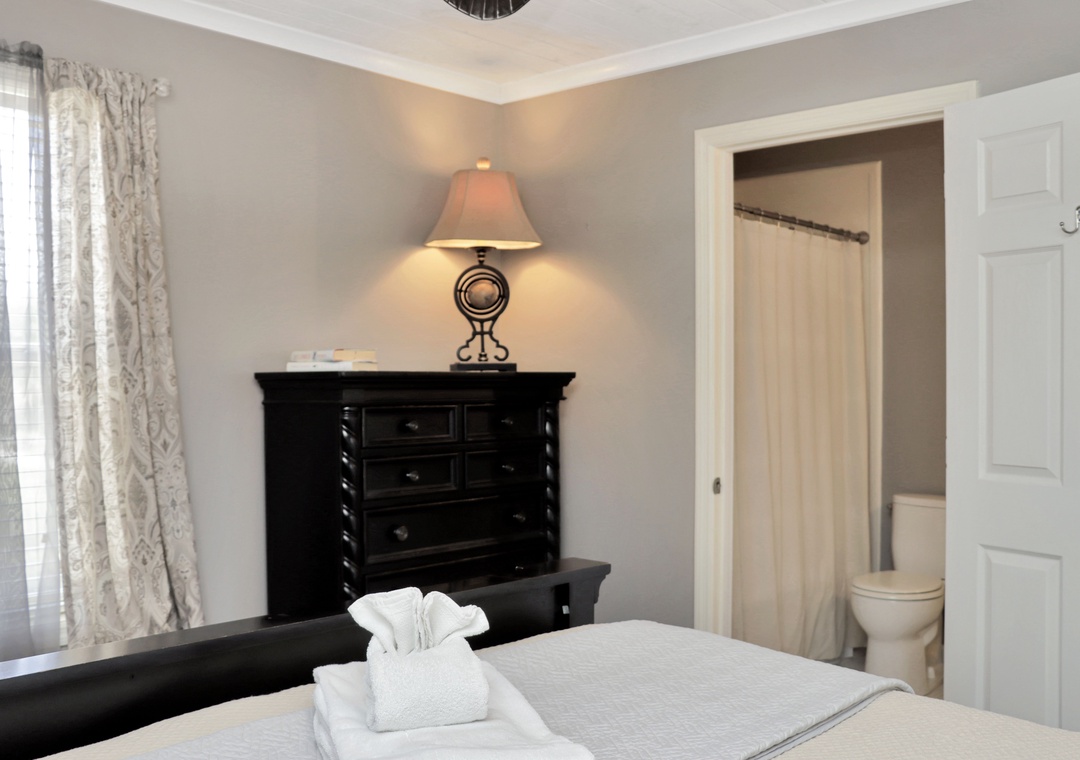 Bedroom 1 with Full Bathroom