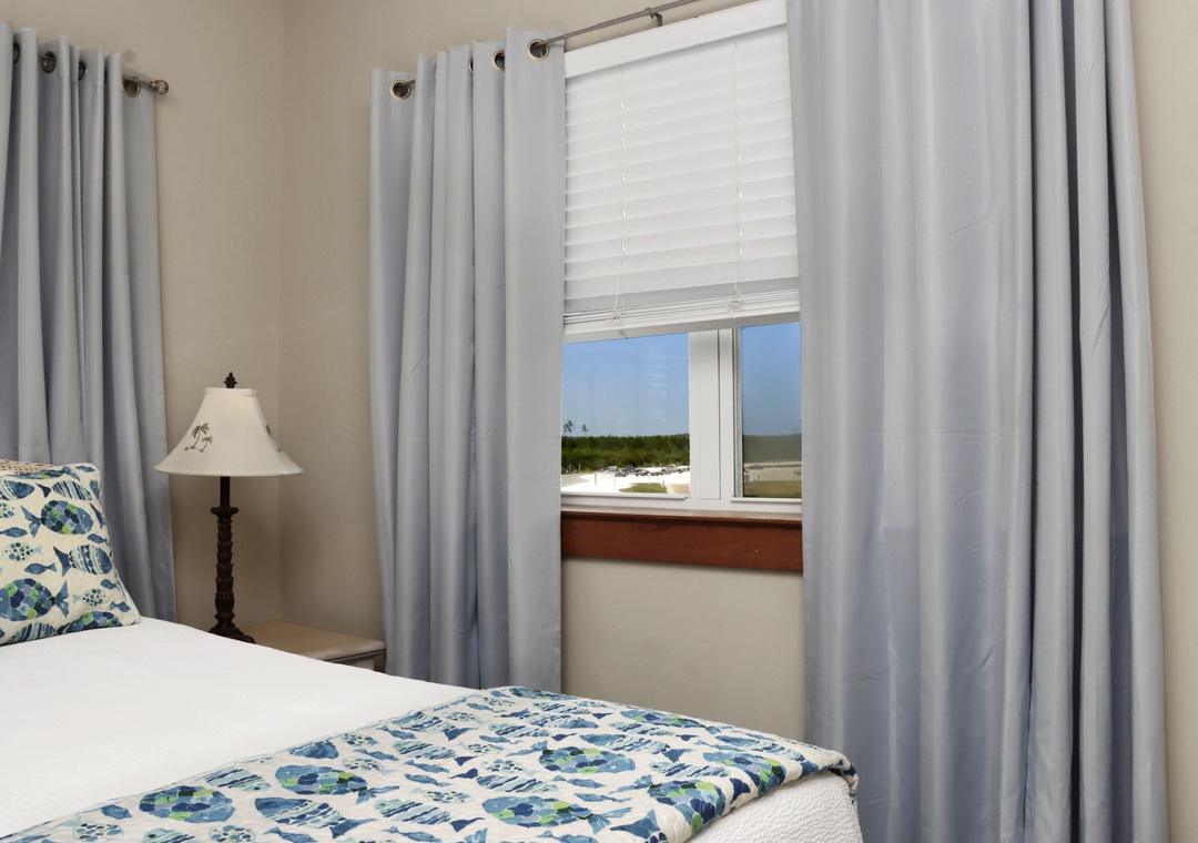 Bedroom 2 - Canal View