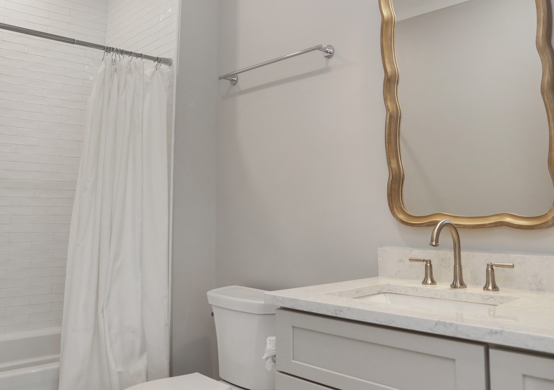 Bedroom 3 - Master Bathroom