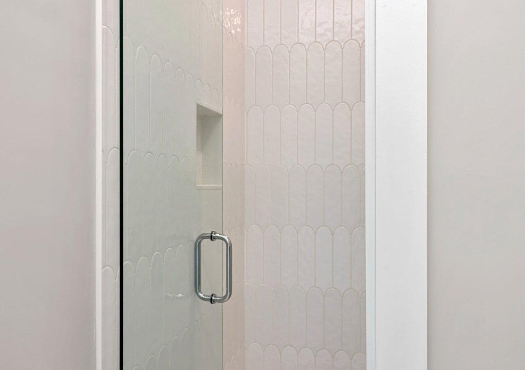 Bedroom 7 - Full Bathroom Shower