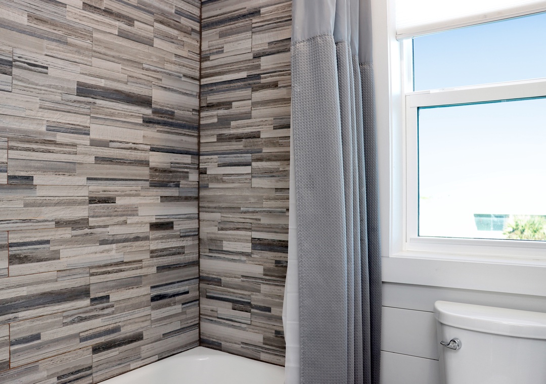 Full Bathroom Shower