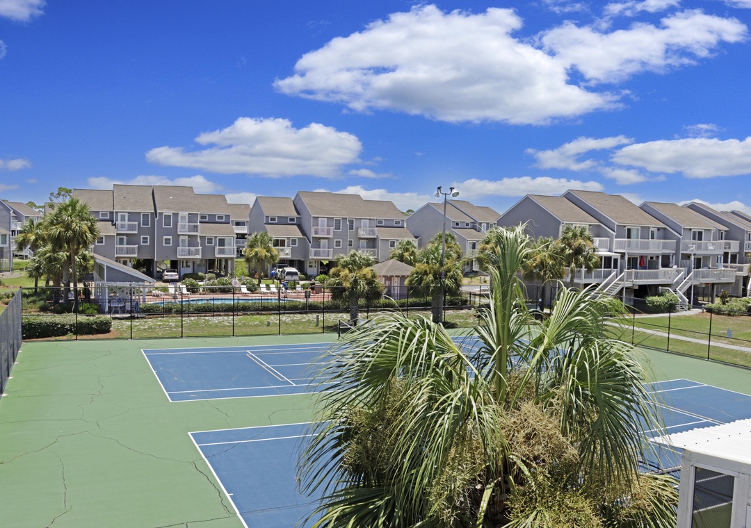 Bedroom 2 - Tennis Court Views