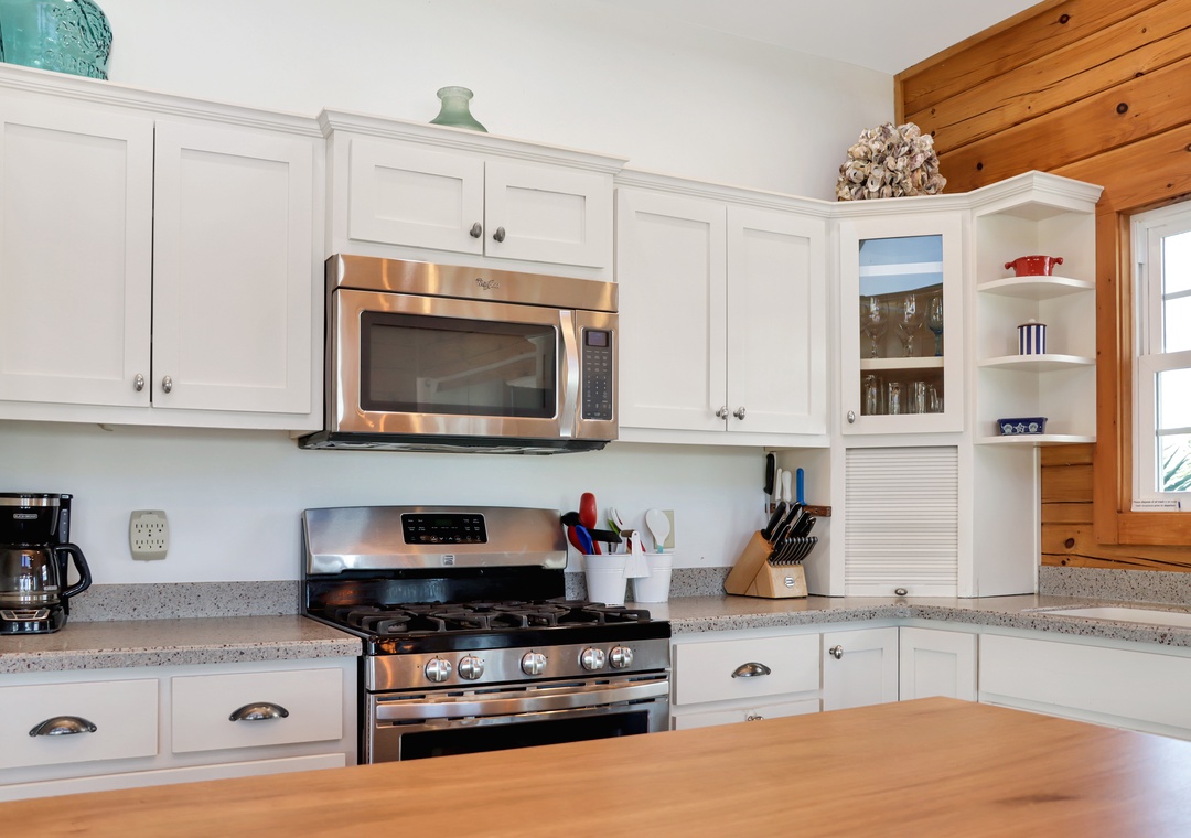 Kitchen 1