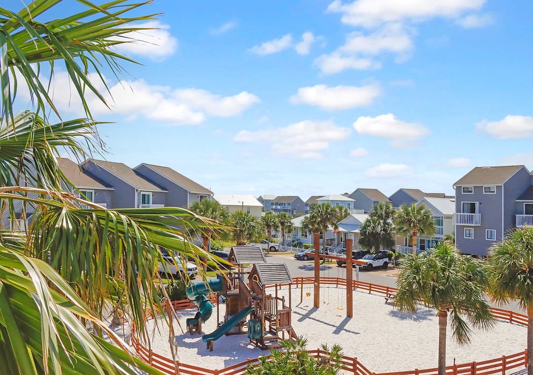 Master Bedroom 2 - Deck View of Playground