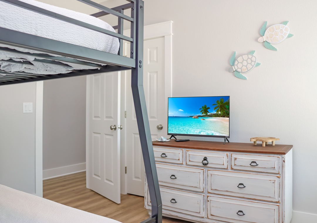 Bedroom 2 with TV