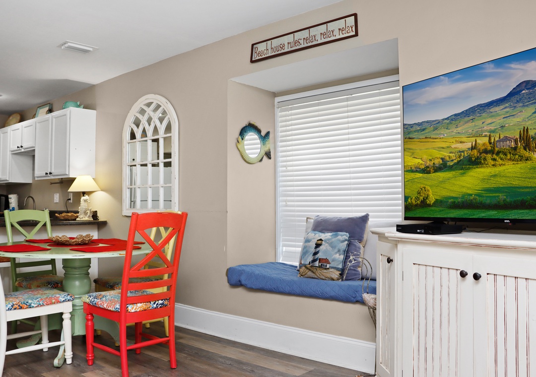 Dining Area and Window Seat