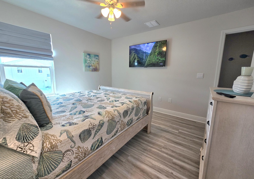 Bedroom 4 Queen Guest