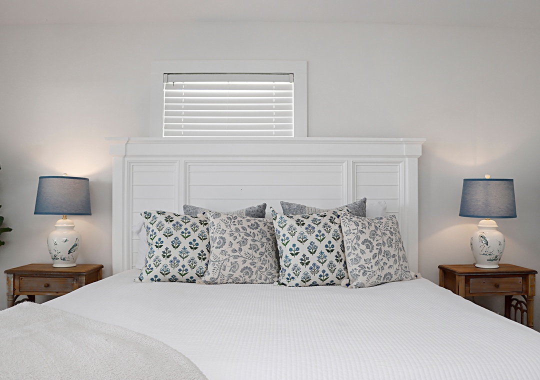 Master Bedroom - King Bed