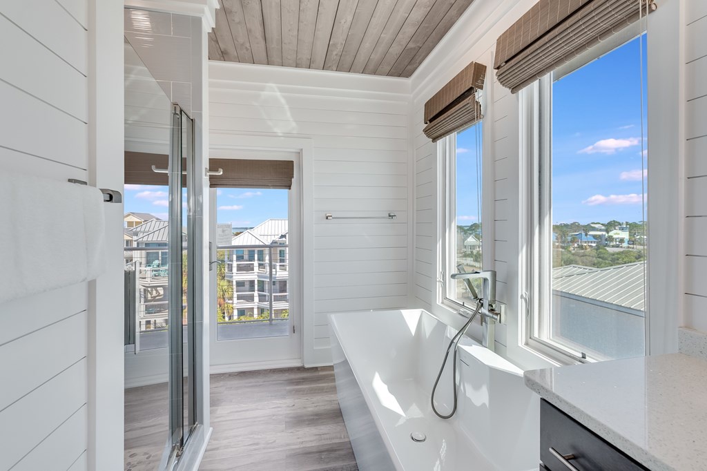 Private Full Bathroom