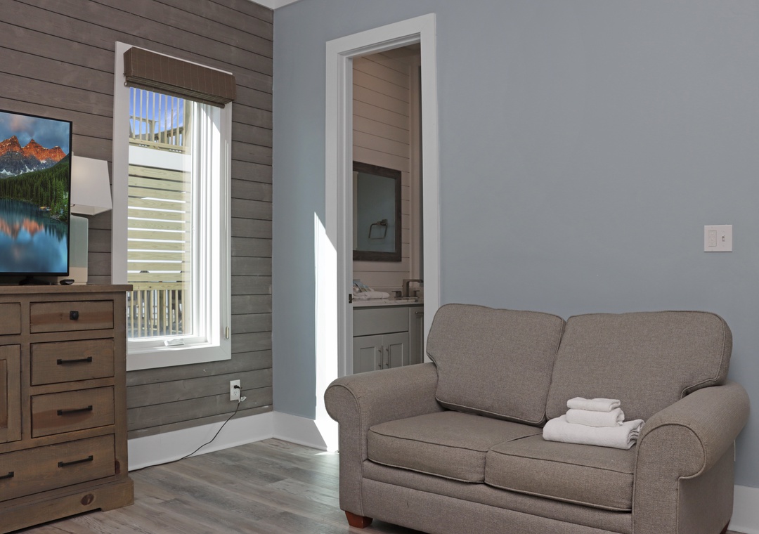 Bedroom 3 - Twin Sleeper Sofa