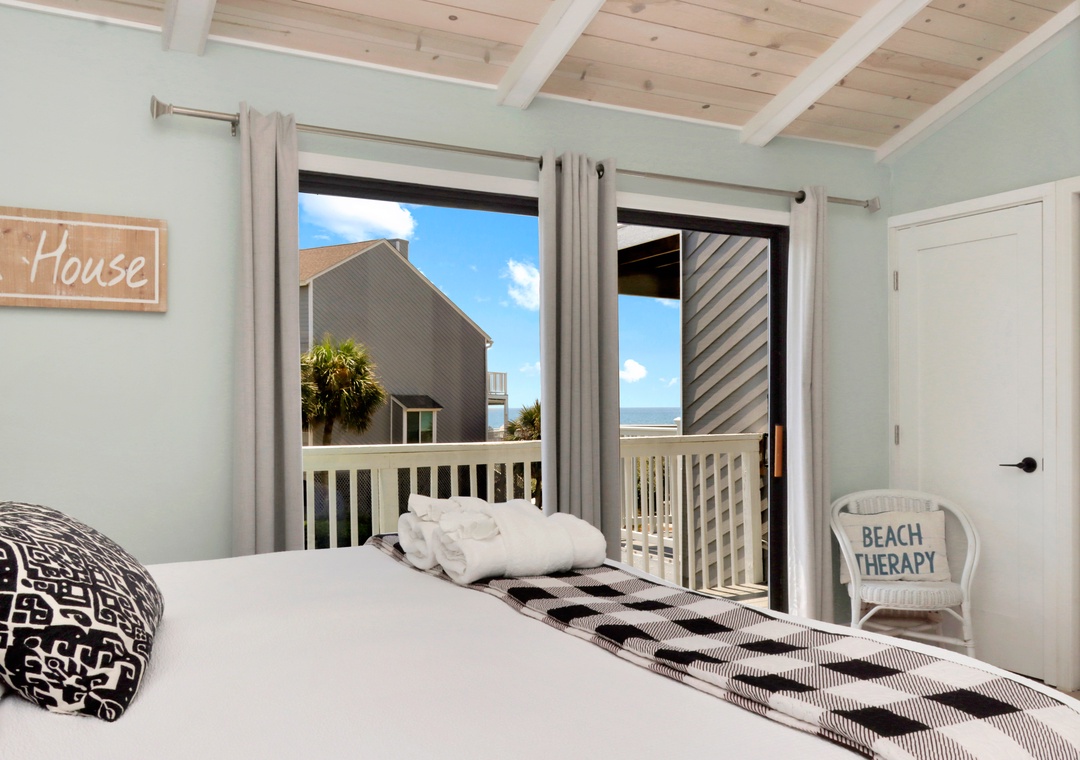 Bedroom 1 - Beach View