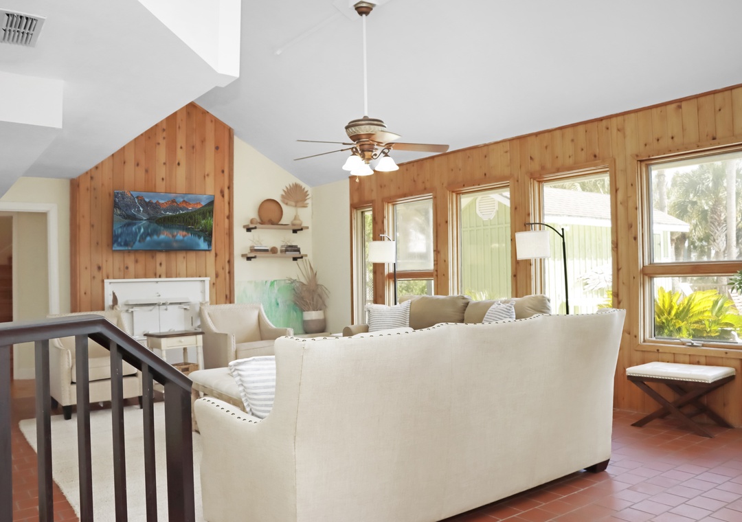 Living Room with Pool in Front of House