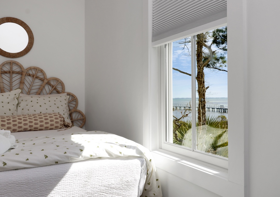 Bedroom 2 - Bay View