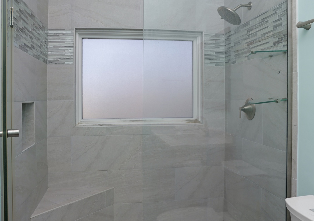 Bedroom 1 - Master Bedroom Shower