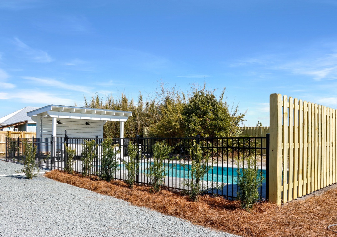 Private Pool at My Time