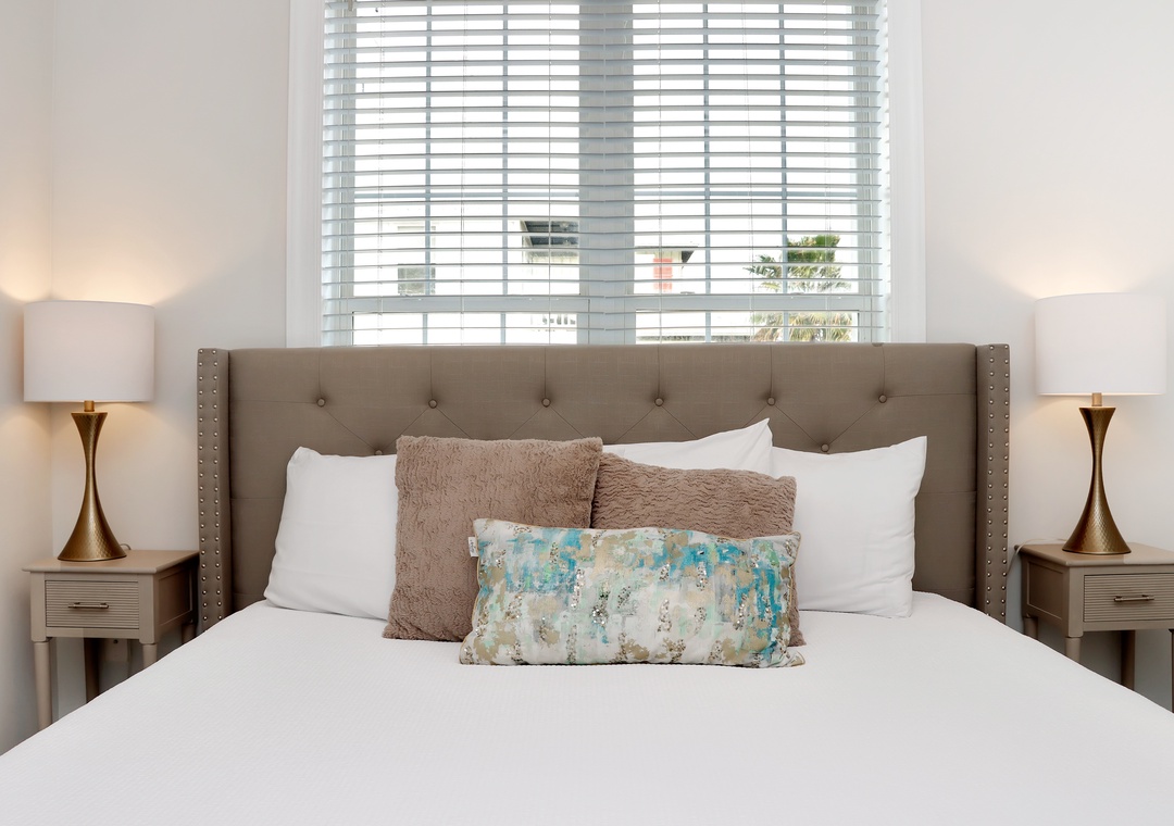 Bedroom 2 - KIng Bed