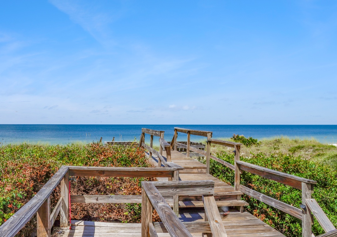 Private Winding Walkway to the Beach