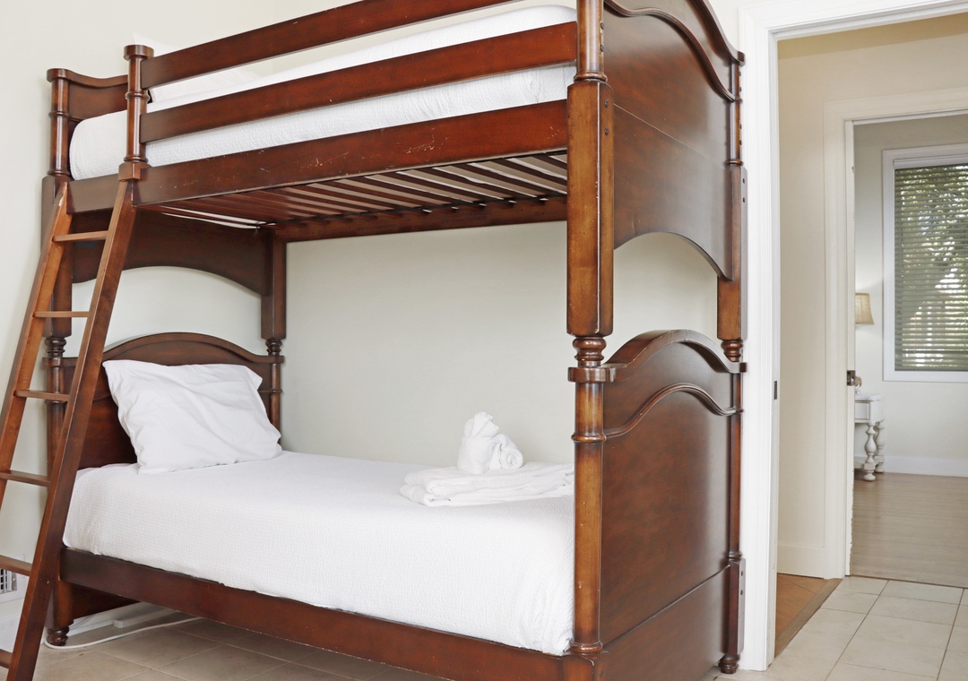 Bedroom 1 - Bunk Room