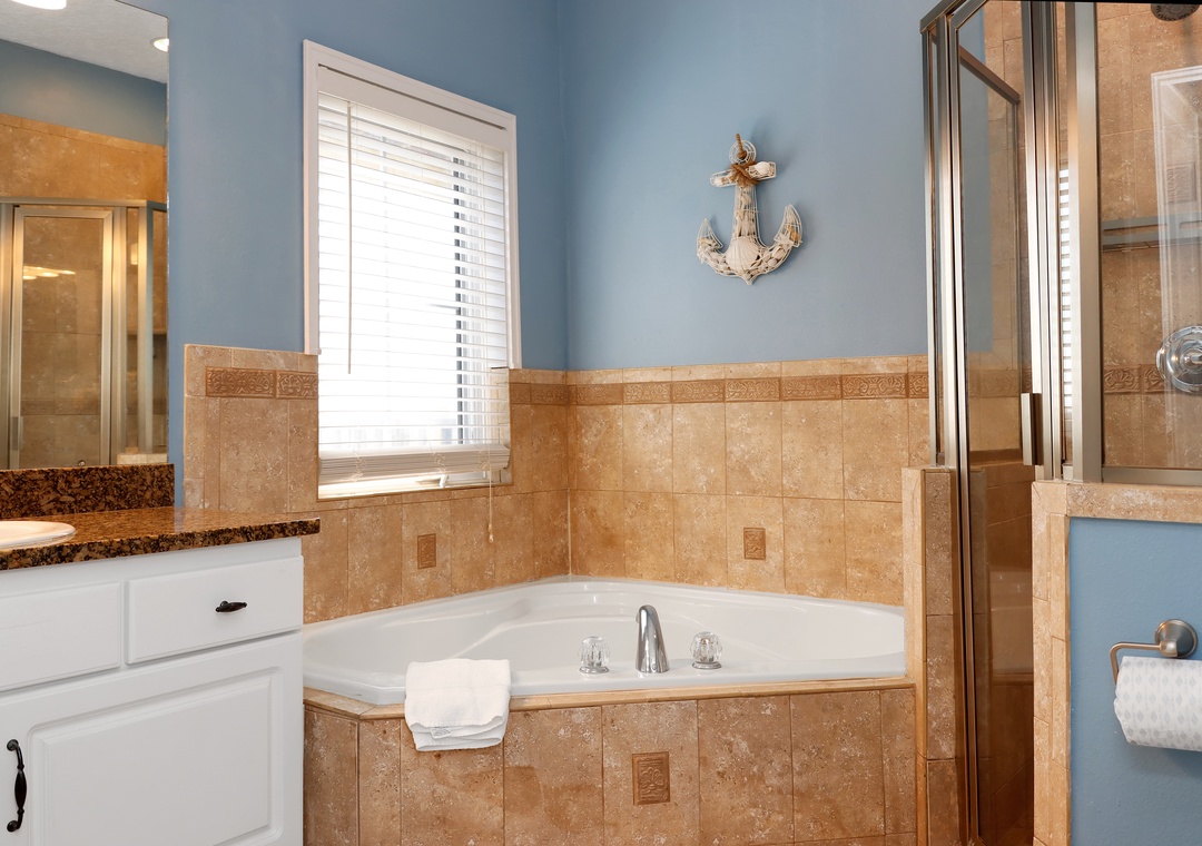 Bedroom 1 - Master Bathroom Tub and Shower