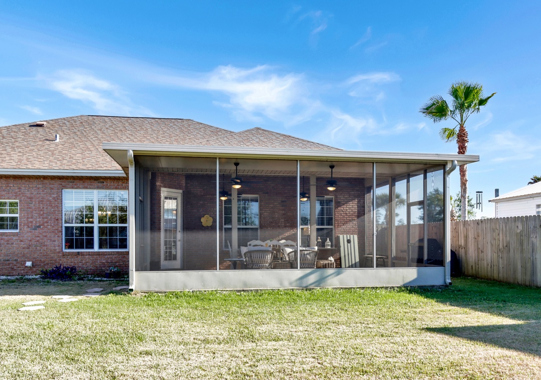 Great Screened Porch