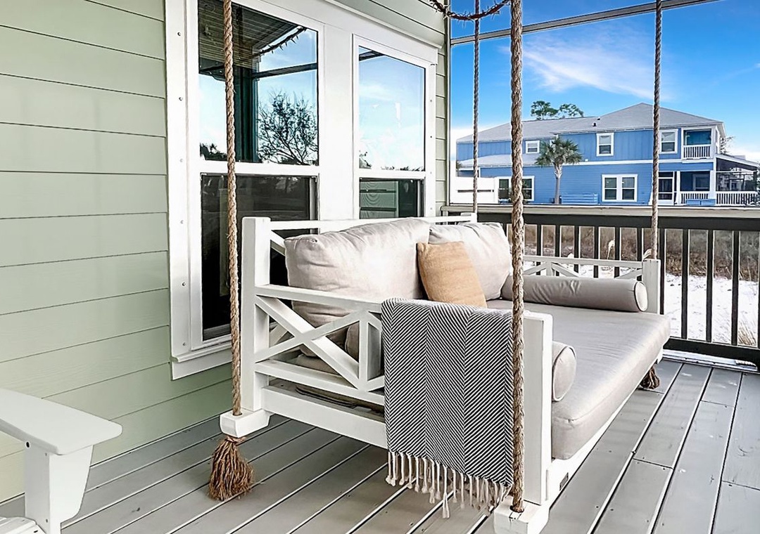 Rear Screened Porch