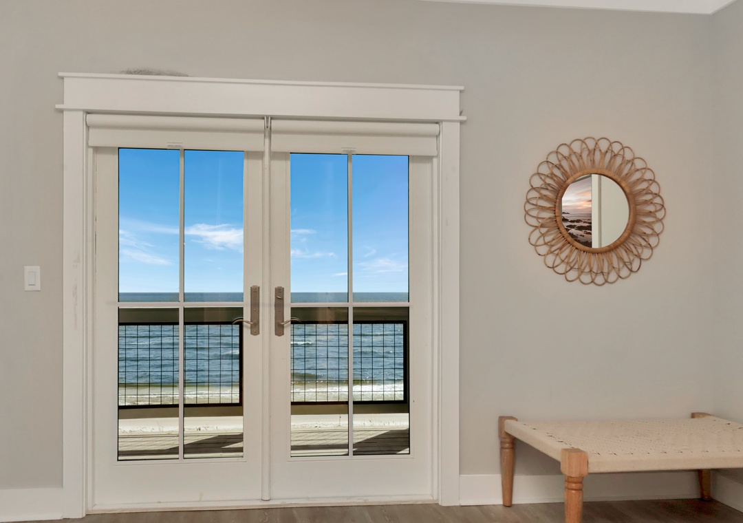 Wet Bar - Beach View