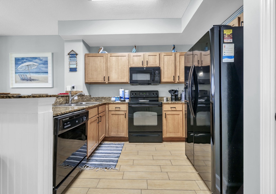 Full kitchen
