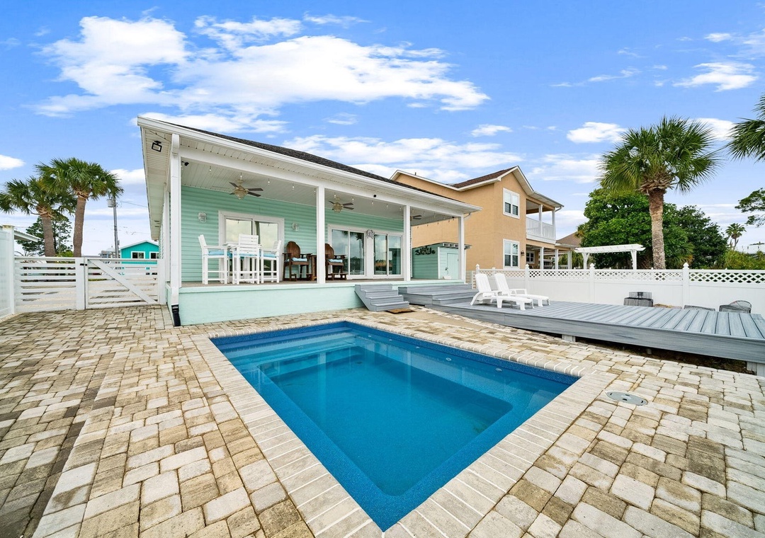 Private pool to relax in