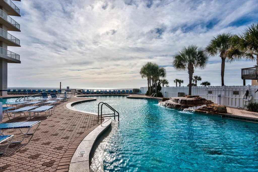 Resort style pools with a view!