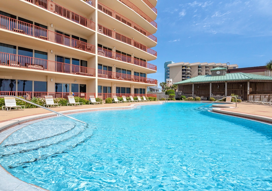 Fabulous Free Form Pool at Hidden Dunes