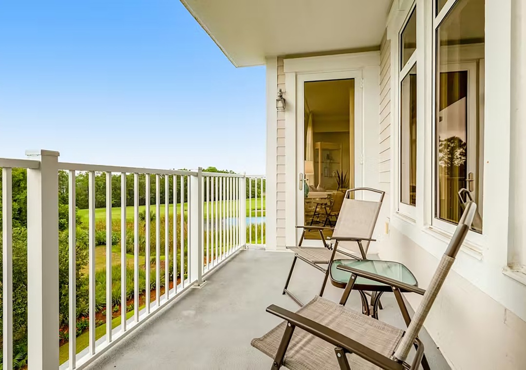 Elation 5306 balcony