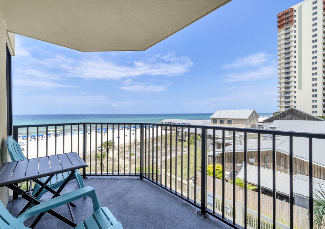 Sunbird 411W balcony
