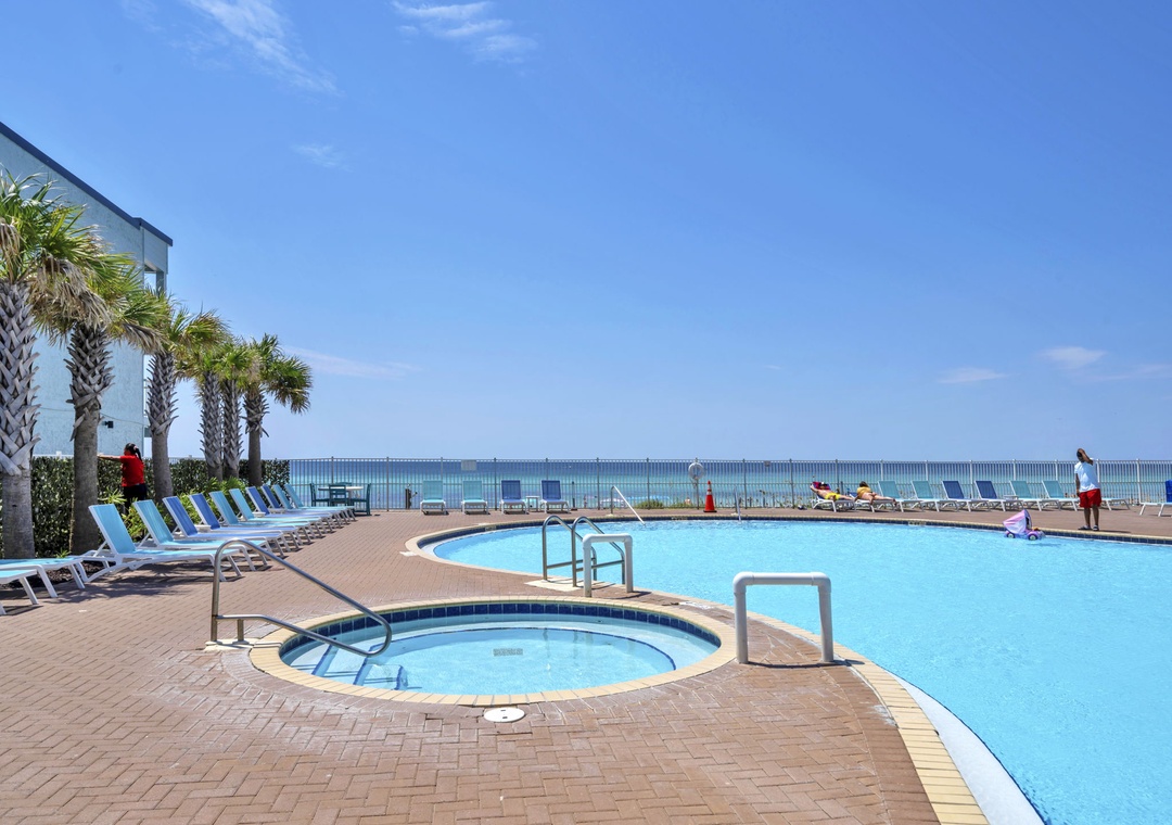 Tidewater pool