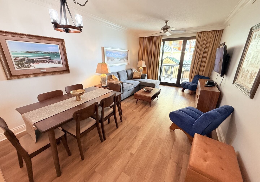 Spacious living and dining area