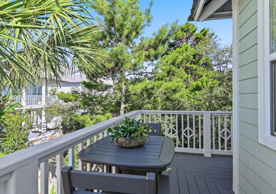 Palms by the Sea Carriage House