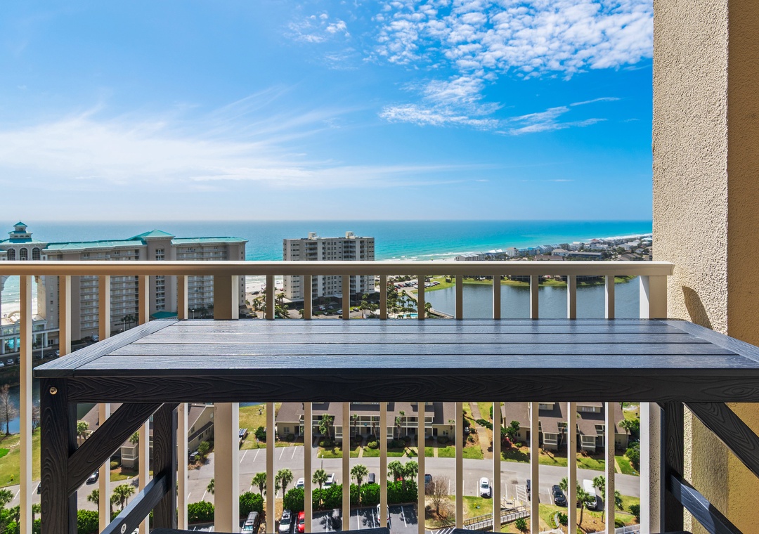 Ariel Dunes II 1805 balcony