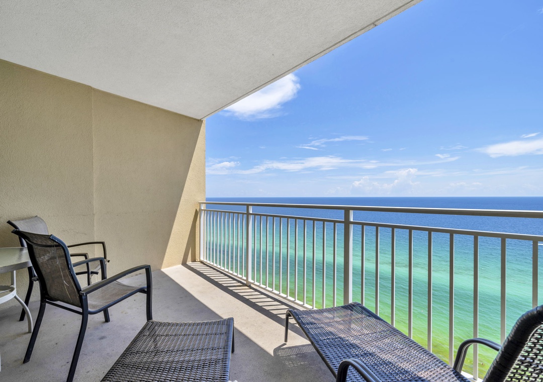 Emerald Beach 2336 balcony