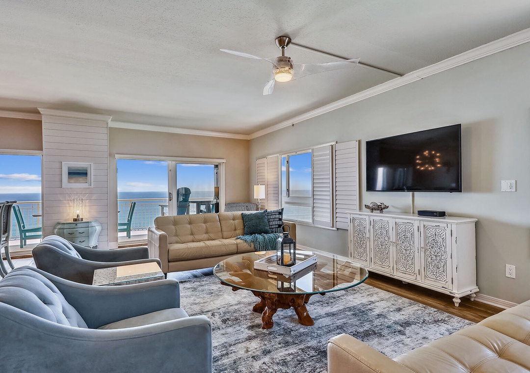 Destin Towers 162- Modern Serenity living room