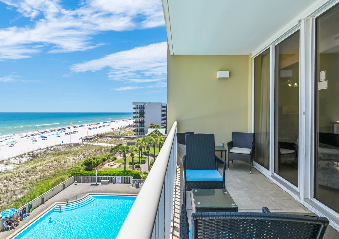 Waters Edge #511 balcony