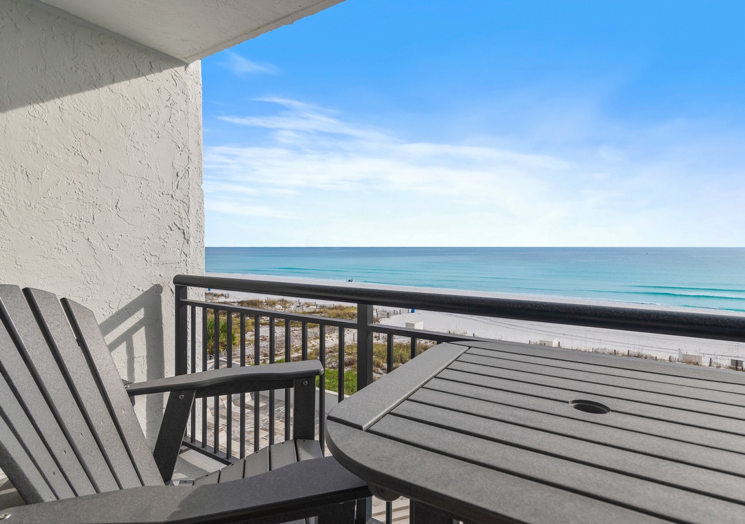 SunDestin 402 balcony