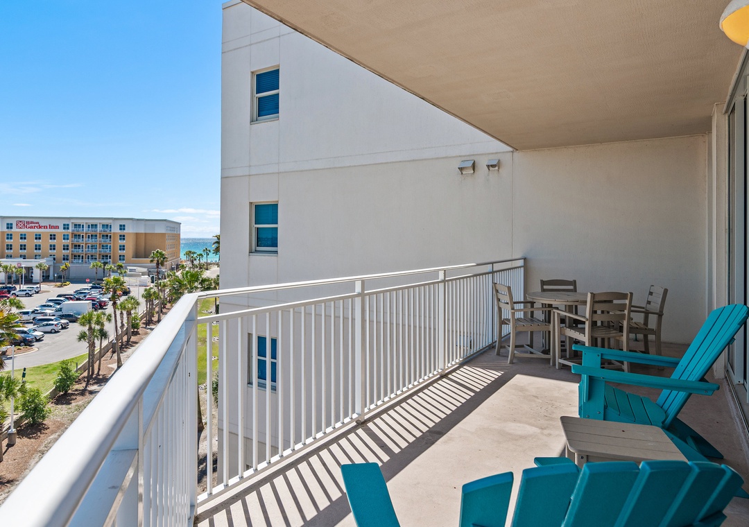 Waterscape 535-A balcony