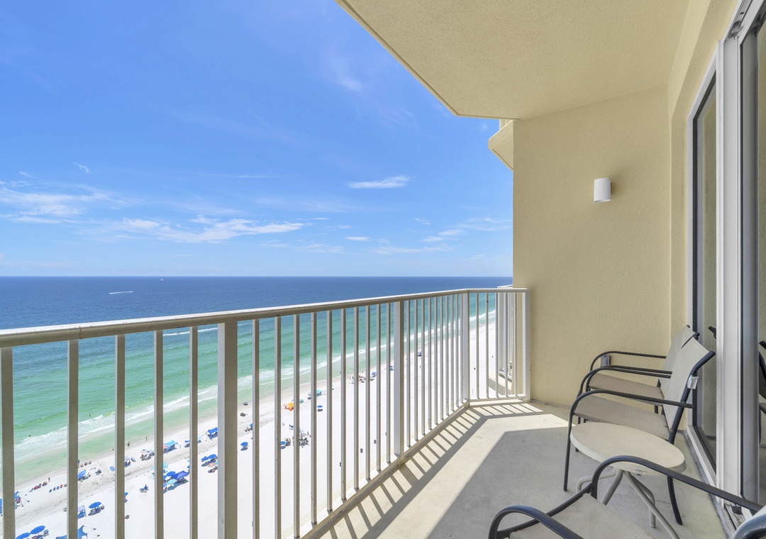 Boardwalk 1805 balcony