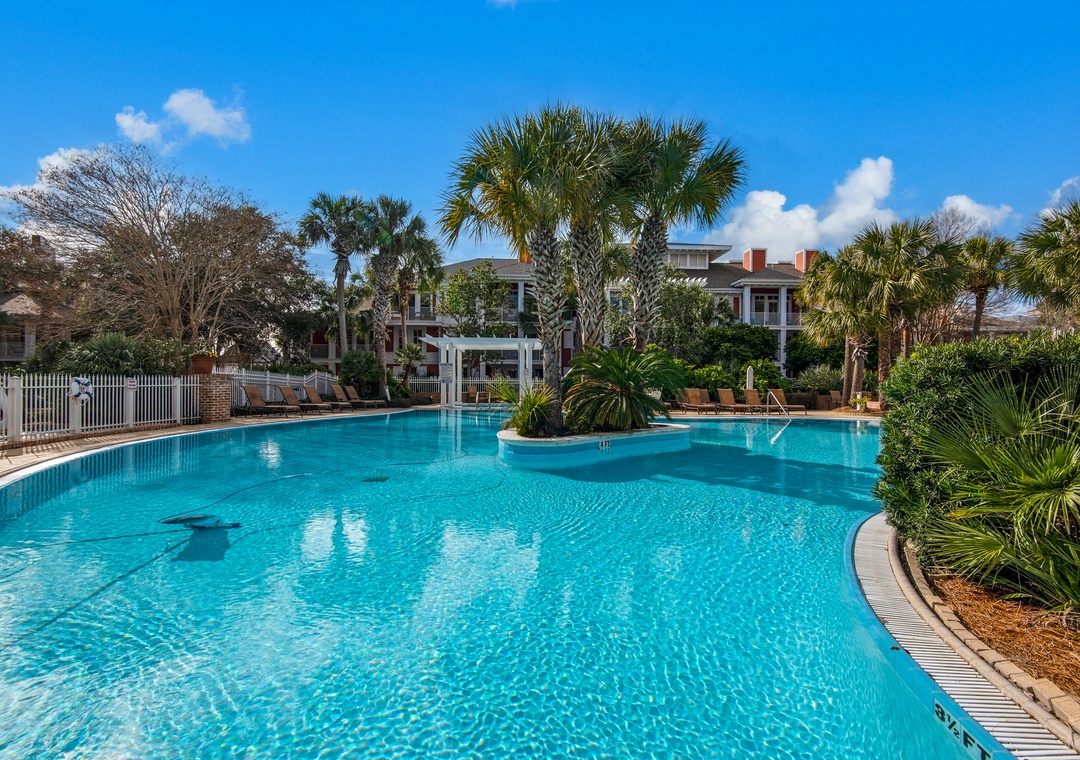 Large Lagoon style Pool