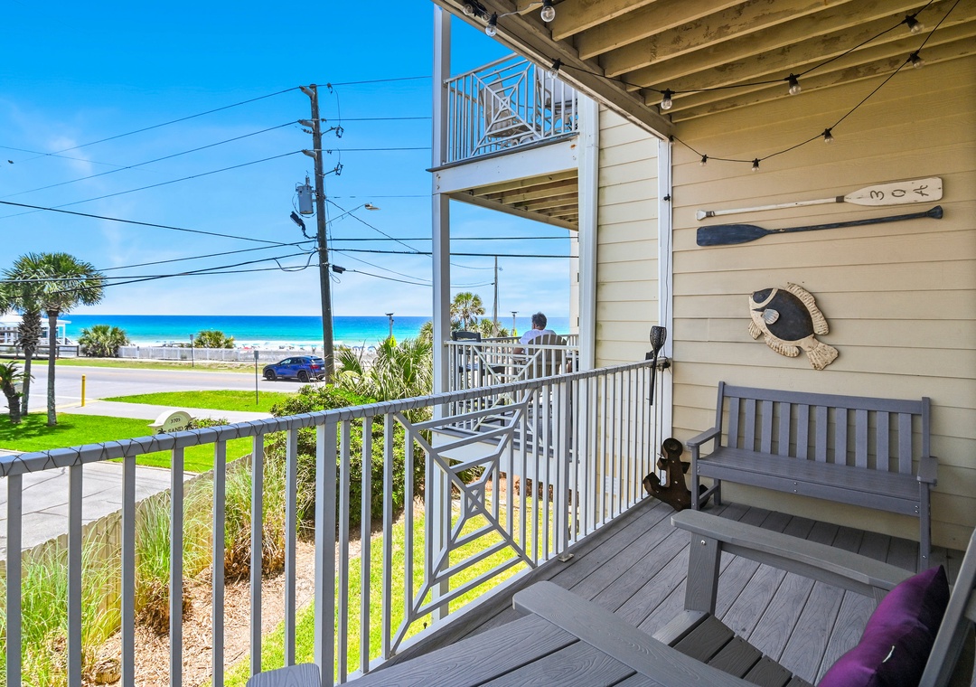 Second floor balcony with Gulf views